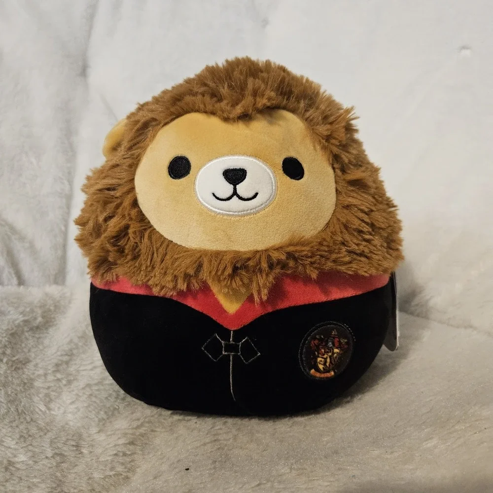 Squishmallows Harry Potter Gryffindor Lion House Robe Soft Stuffed Plush 8
